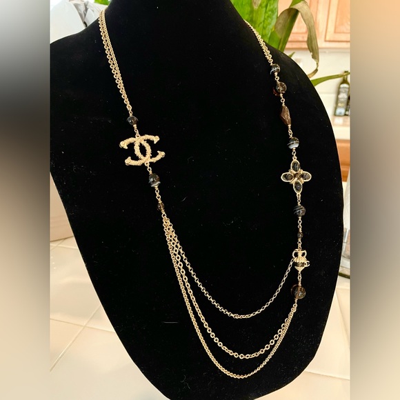 CHANEL Jewelry - Genuine Chanel Black onyx beads Gold multi chain layer CC logo necklace vintage